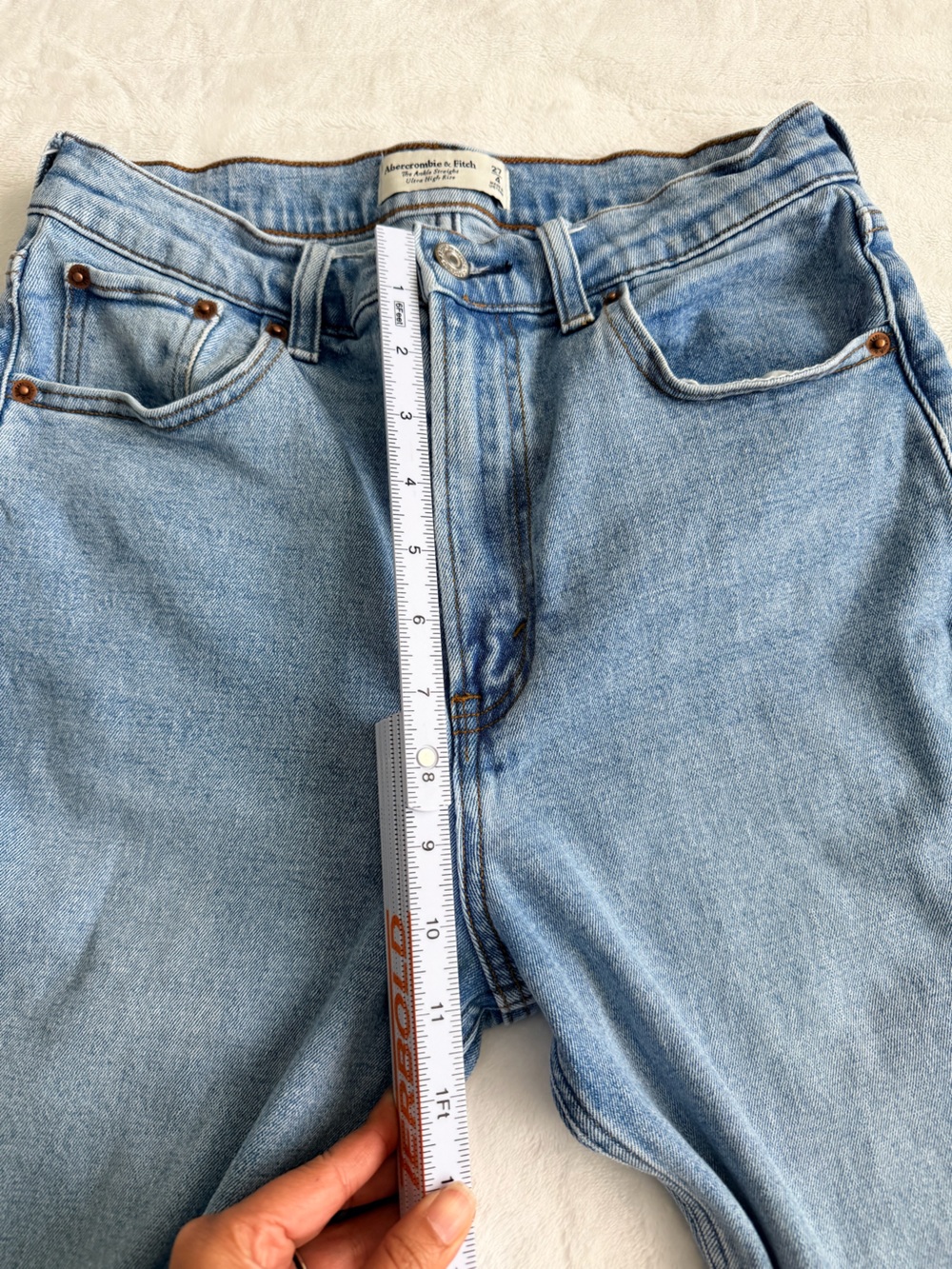 Abercrombie & Fitch Ankle Straight-Leg Ultra High Rise Jeans - Picture 5 of 9